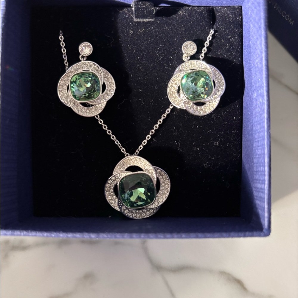 Swarovski Green and Silver Earrings with Intricate Metalwork